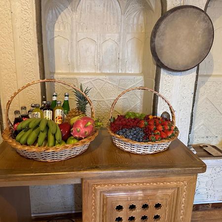 Duston Boutique XIX Century Rooms Boukhara Extérieur photo