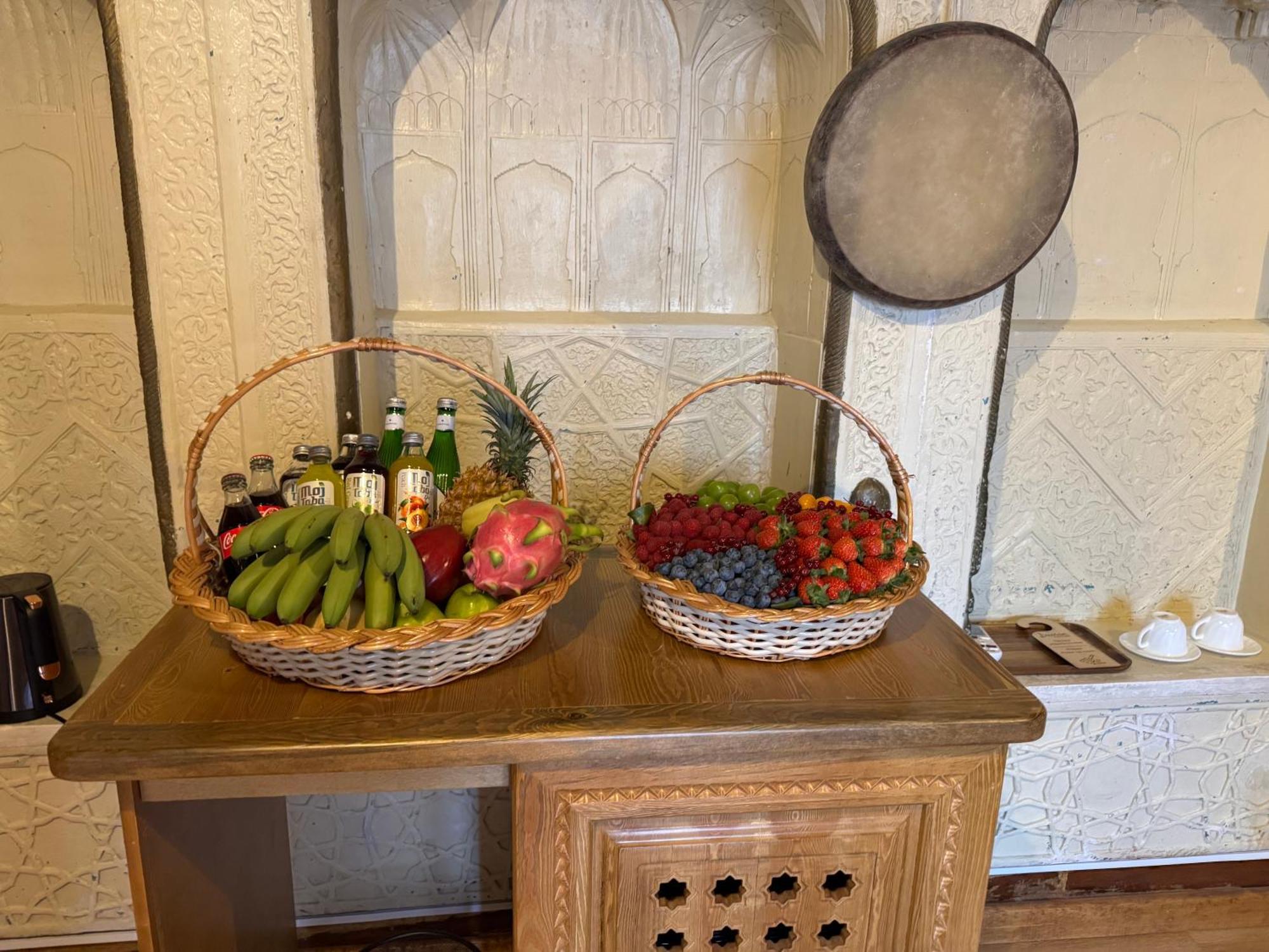 Duston Boutique XIX Century Rooms Boukhara Extérieur photo