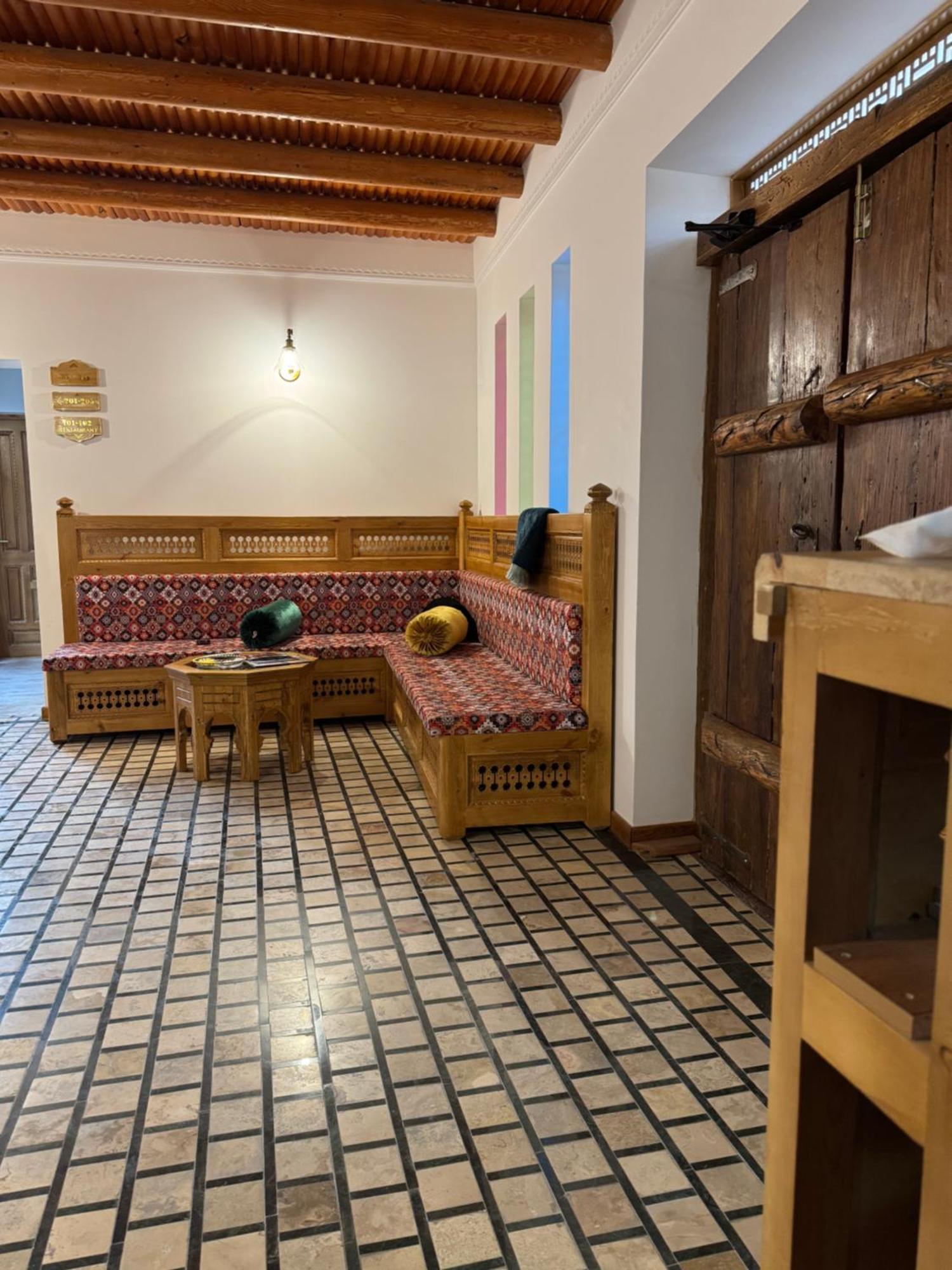 Duston Boutique XIX Century Rooms Boukhara Extérieur photo
